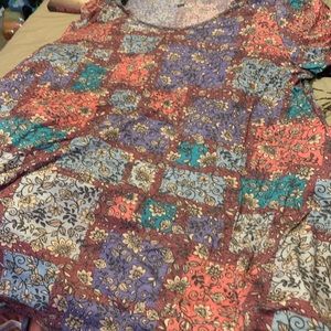 Lularoe Perfect T